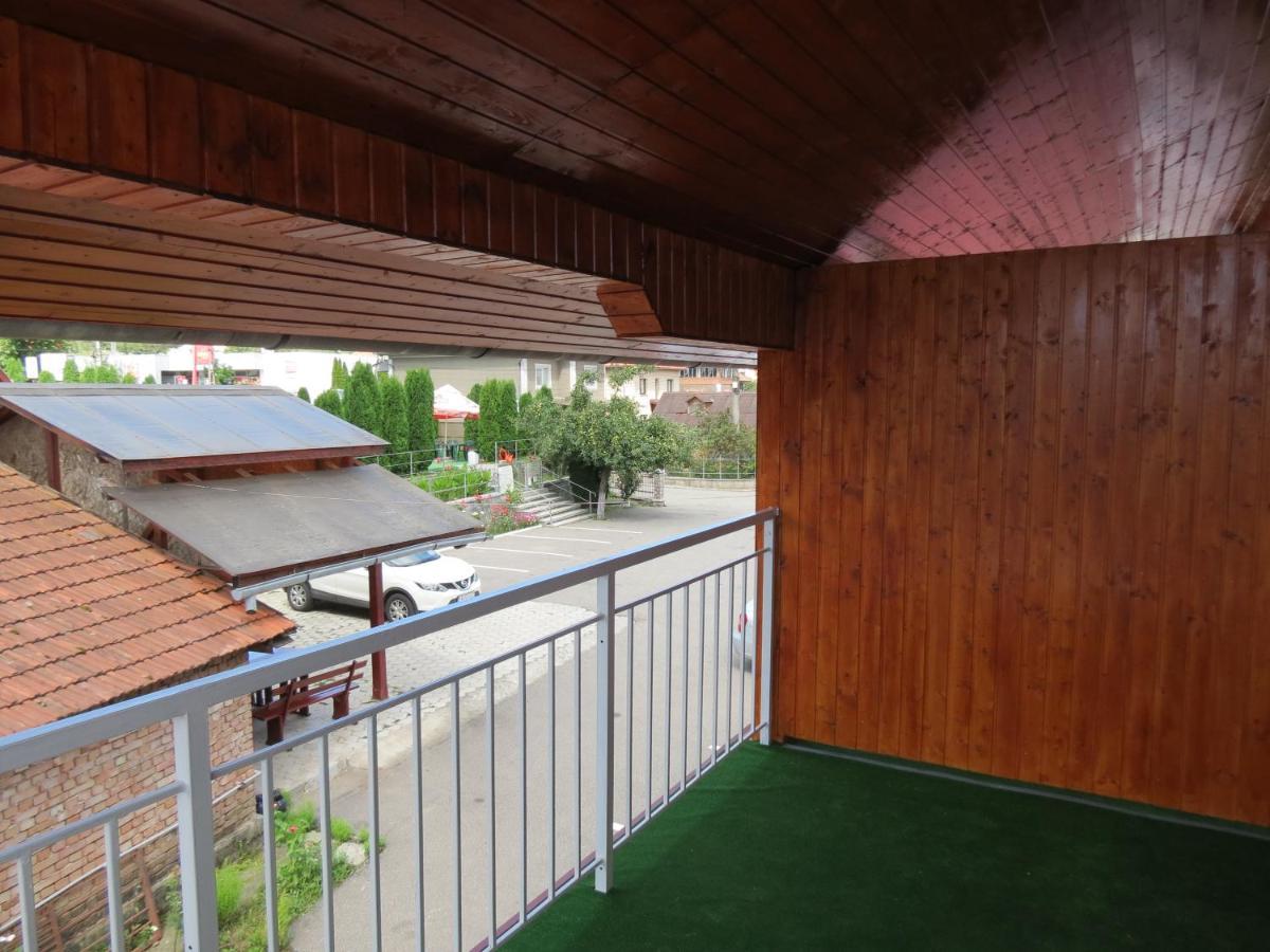 Pensiunea Cetina Brad  Экстерьер фото